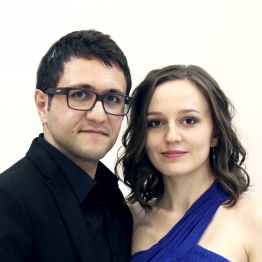 Анна Duo Manelli