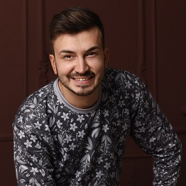 Андрей Коломиец