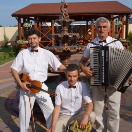 Бенефіс Гурт