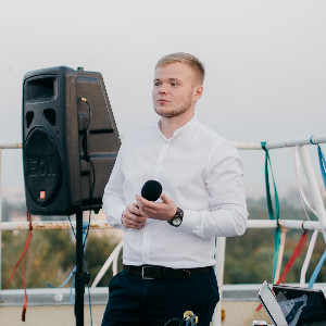 Артем Мироненко