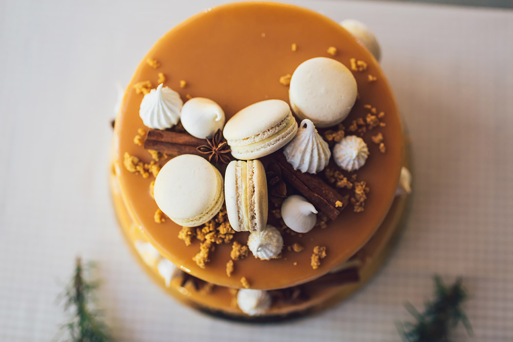 украшение торта макаронс фото