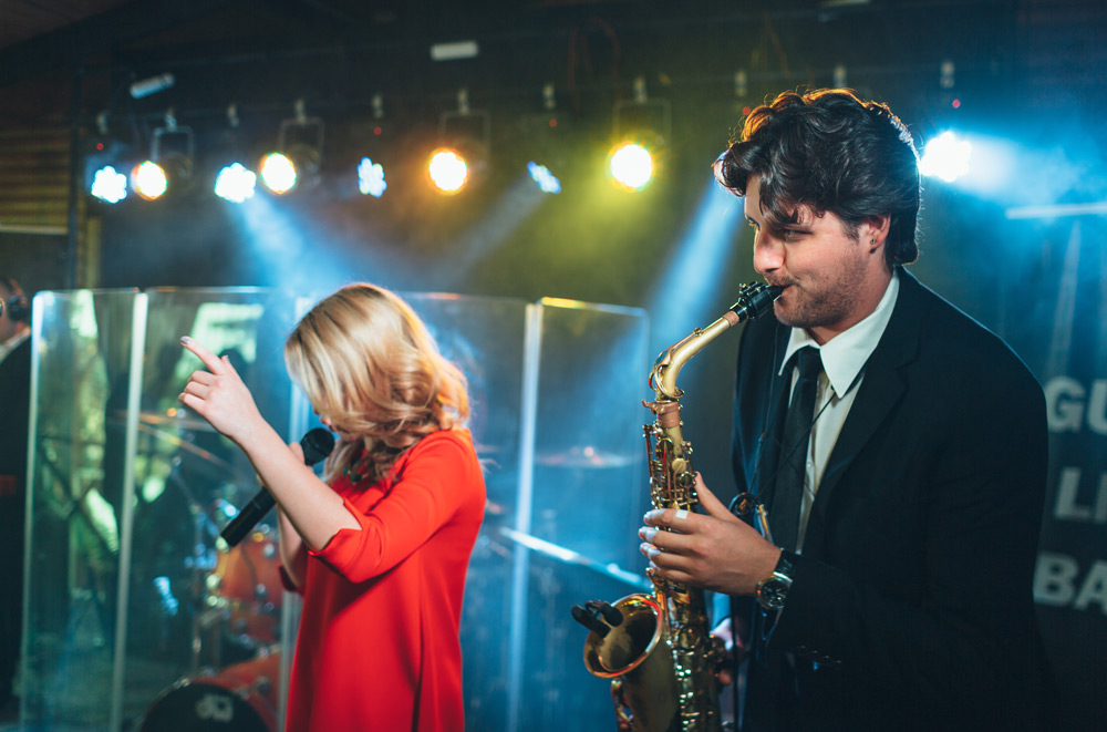 дует музикантів на весілля