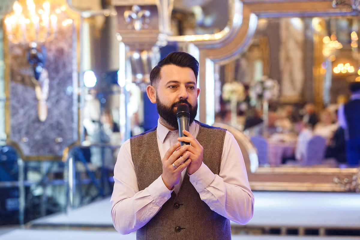 юрий рыхлык ведущий фото