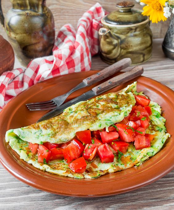 омлет білковий з овочами