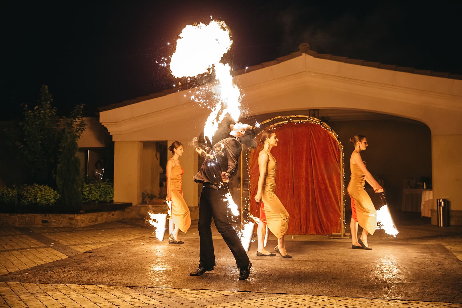 піро шоу фото