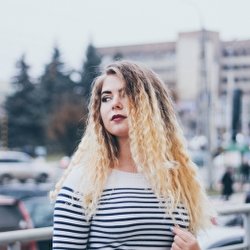 Влада Бушуєва