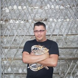 Сергій Будь