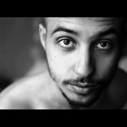 Артем Попов