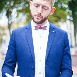 Олександр Дмитрович