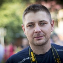 Руслан Комоні