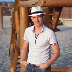 Юрій Гнатенко