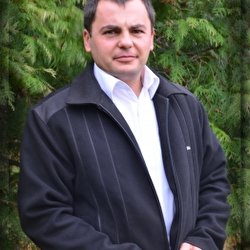 Роман Яцура