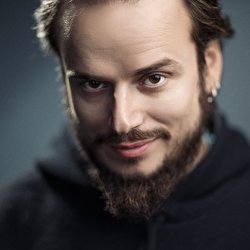 Александр Хоменко