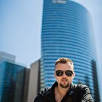 Олег Локтионов