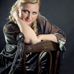 Елена Карножицкая