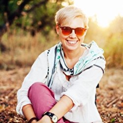 Елена Звягольская