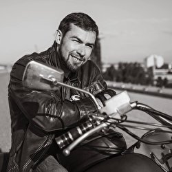 Олег Колесник