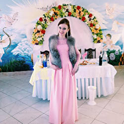 ведуча Альона тамада