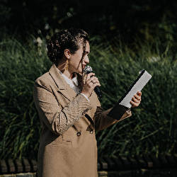 Ведуча Вікторія Шац