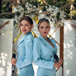 Дует ведучих Дівчата з Франика