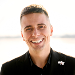 Артем Классен