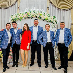 Музичний  Колектив