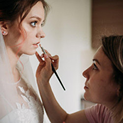 Аня Бобровникова 