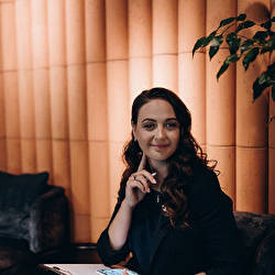 Алина Питель