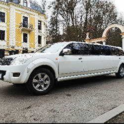 Лімузин на весілля 