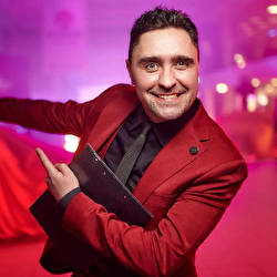 В'ячеслав  Тихонов