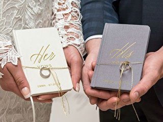 Свадебные клятвы: готовые тексты и советы по написанию - Hot Wedding