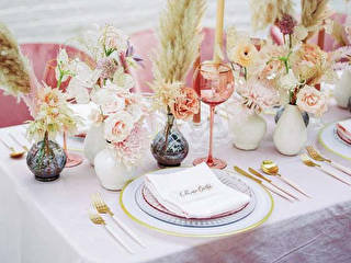 Сервірування столу: важливі деталі в декорі весілля - Hot Wedding