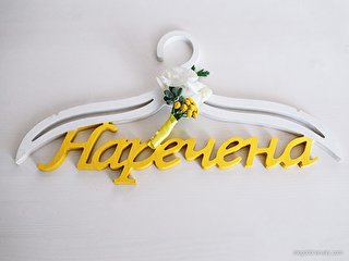 Образ нареченої: весільні накидки, рукавички та прикраси - HotWed